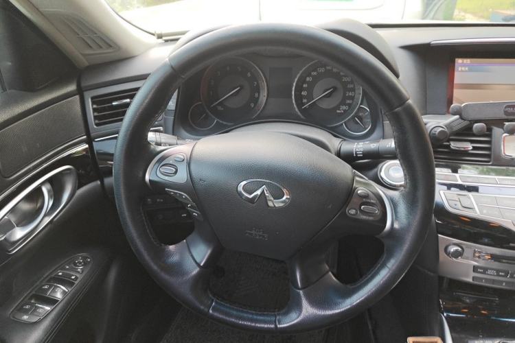 Used Infiniti Q70 2019 Q70L 2.0T Elite Edition Steering Wheel