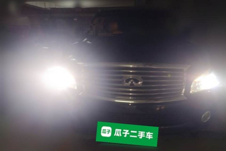 Infiniti QX 2011