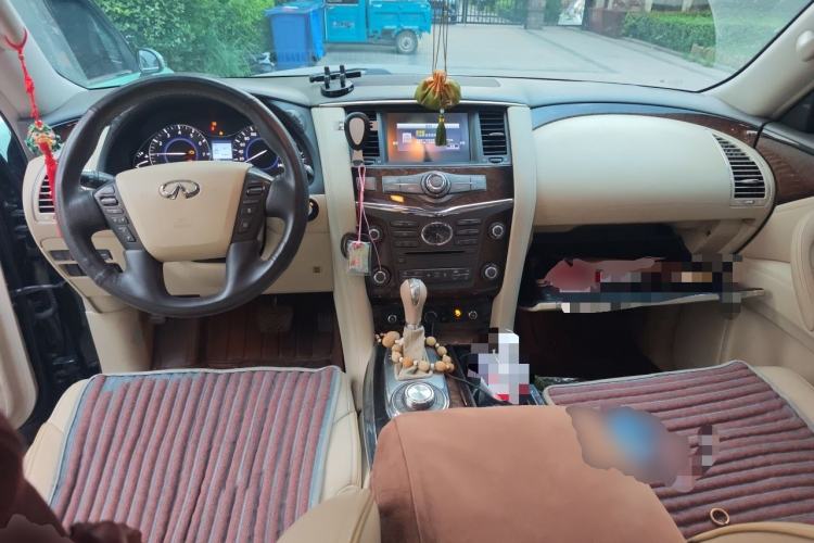 Used Infiniti QX 2011 QX56 Center Console
