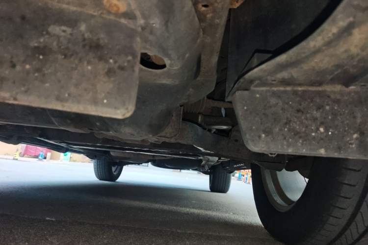 Used Infiniti QX 2011 QX56 Chassis Front Left