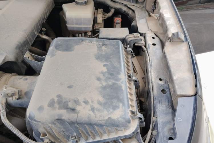 Used Infiniti QX 2011 QX56 Engine Bay Left