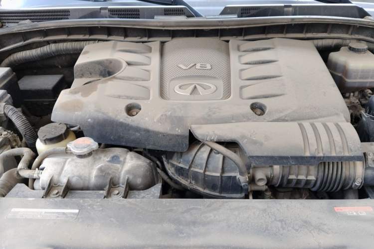 Used Infiniti QX 2011 QX56 Engine Bay