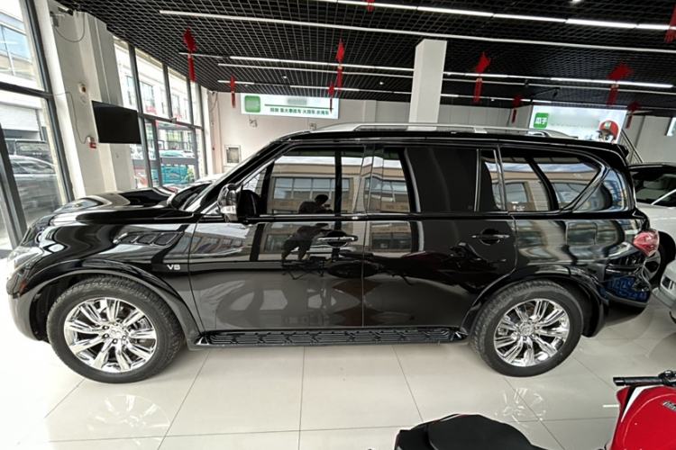 Used Infiniti QX 2011 QX56 Exterior 2