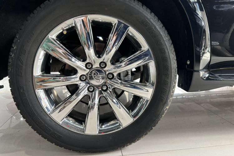 Used Infiniti QX 2011 QX56 Exterior 4