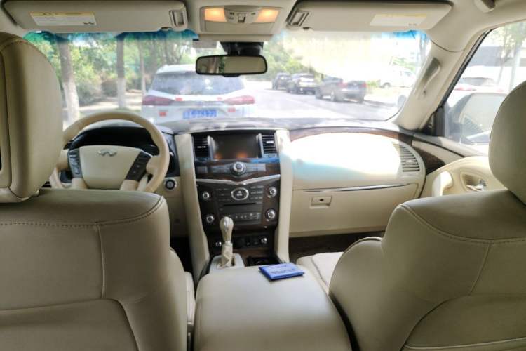 Used Infiniti QX 2011 QX56 Headliner