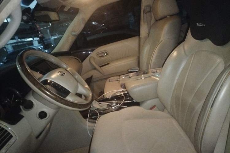 Used Infiniti QX 2011 QX56 Left Front Seat