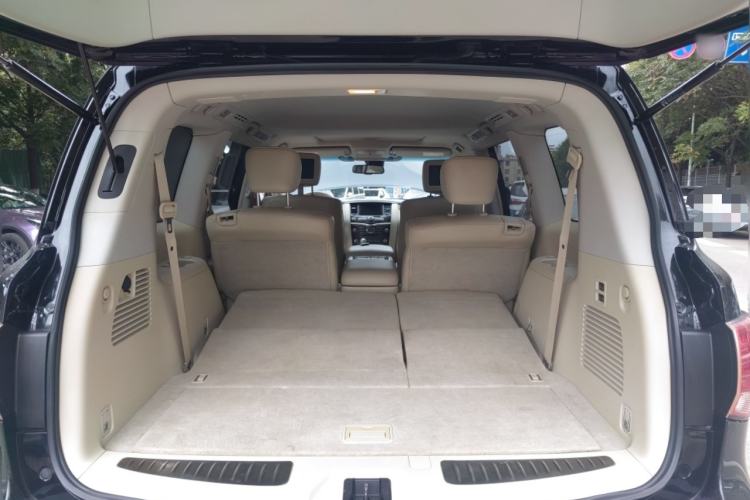 Used Infiniti QX 2011 QX56 Trunk