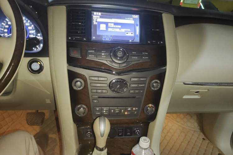 Used Infiniti QX 2011 QX56 Audio And AC Panel