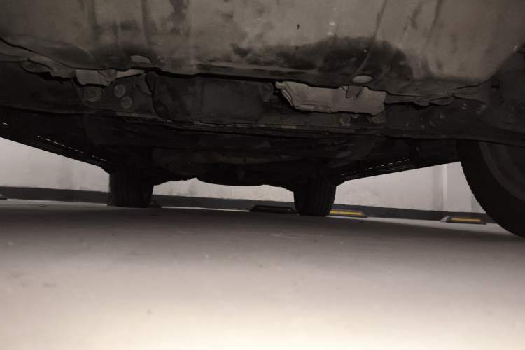 Used Infiniti QX 2011 QX56 Chassis Front