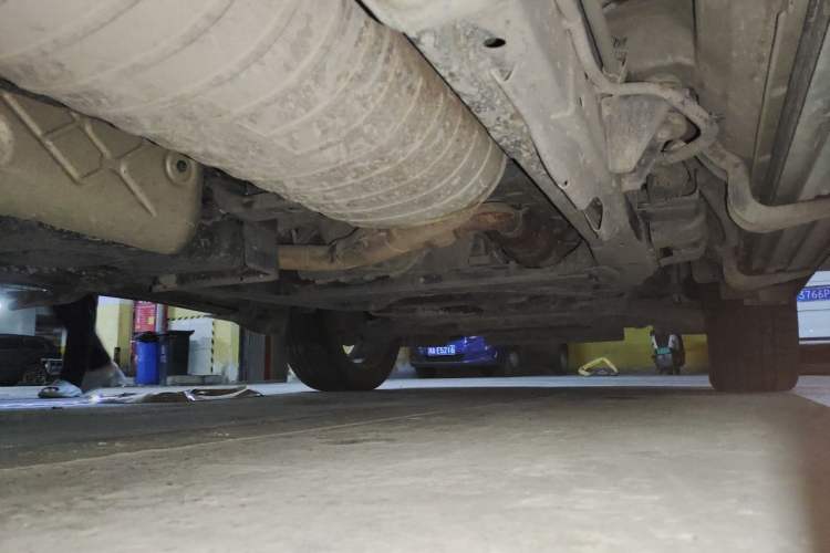 Used Infiniti QX 2011 QX56 Chassis Rear Right