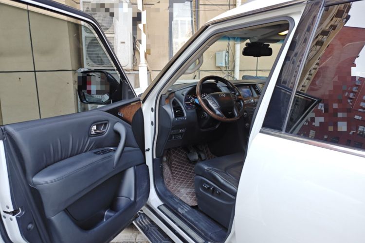 Used Infiniti QX 2011 QX56 Driver Seat