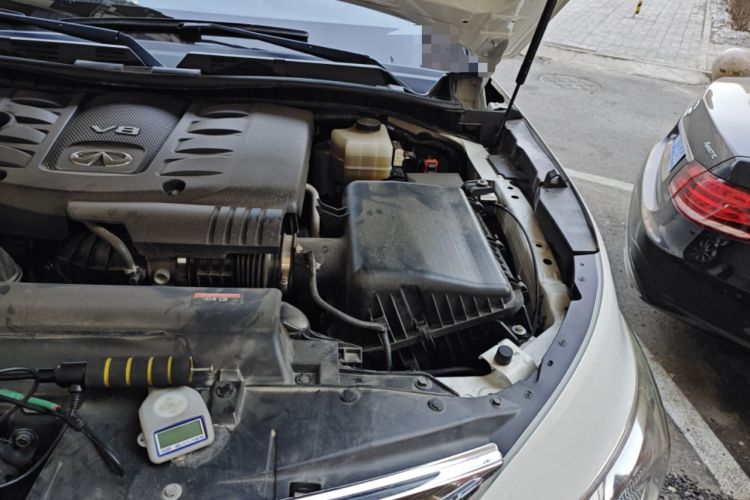 Used Infiniti QX 2011 QX56 Engine Bay Left