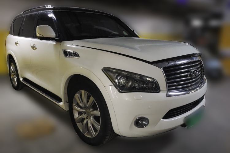 Used Infiniti QX 2011 QX56 Front Right 45 Deg