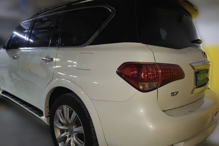 Used Infiniti QX 2011 QX56 Rear Left 45 Deg