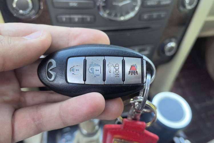 Used Infiniti QX 2011 QX56 Vehicle Key
