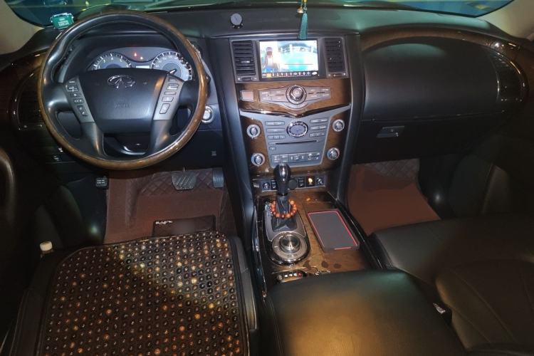 Used Infiniti QX 2013 QX56 Center Console