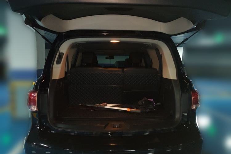 Used Infiniti QX 2013 QX56 Trunk