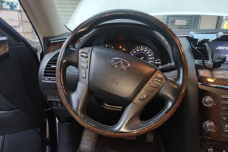 Used Infiniti QX 2013 QX56 Upgraded Model Steering Wheel