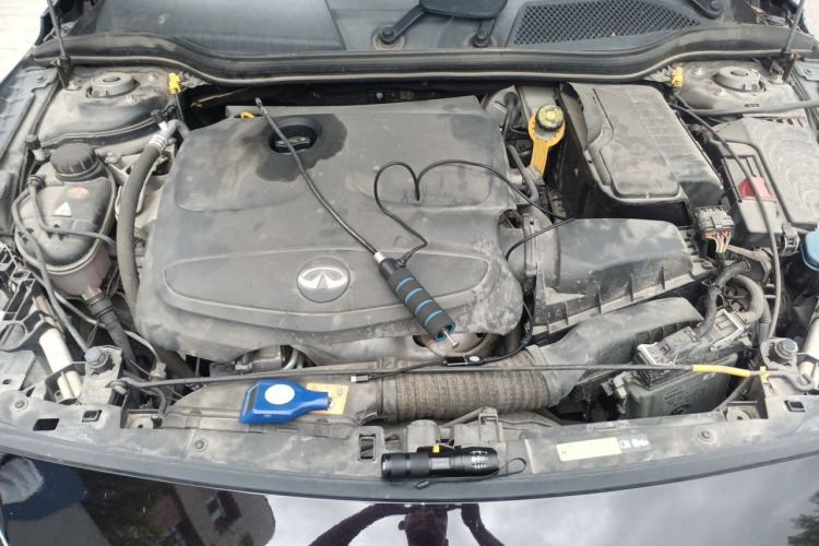 Used Infiniti QX30 2017 2.0T Four-Wheel Drive Sport Edition Engine Bay