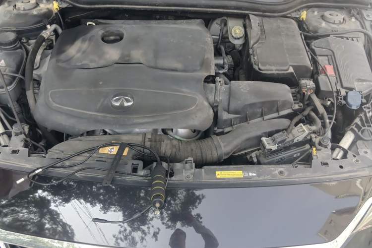 Used Infiniti QX30 2017 1.6T Two-Wheel-Drive Sport Edition Engine Bay