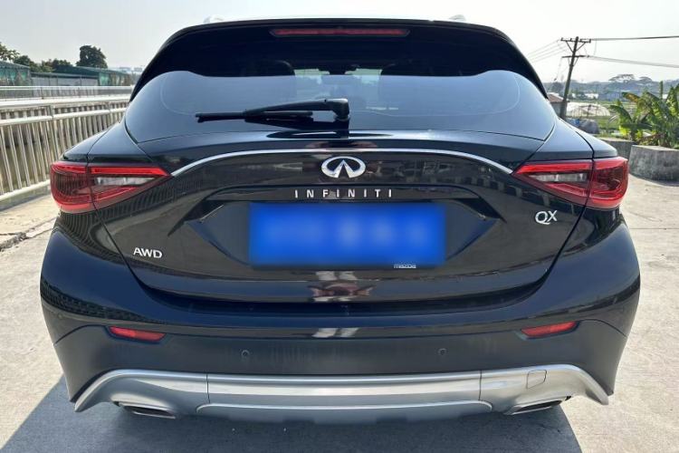 Used Infiniti QX30 2017 2.0T Four-Wheel Drive Sport Edition Exterior 2