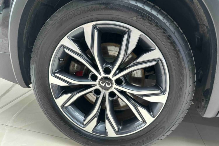 Used Infiniti QX30 2017 2.0T Four-Wheel Drive Fashion Edition Exterior 6