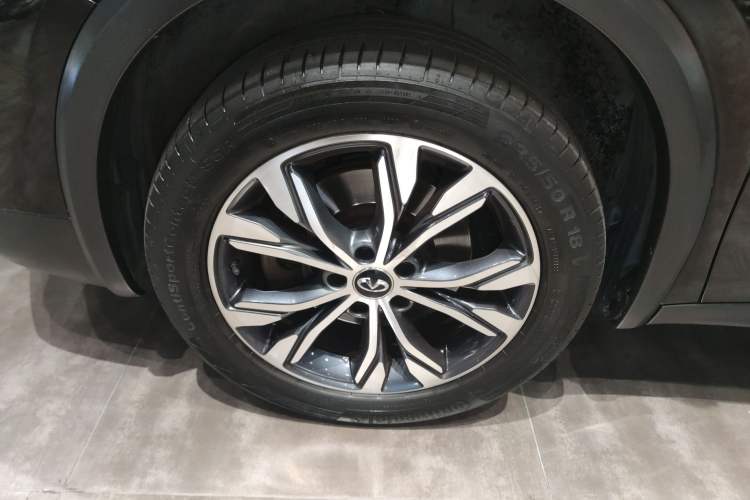 Used Infiniti QX30 2017 2.0T Four-Wheel Drive Sport Edition Exterior 7