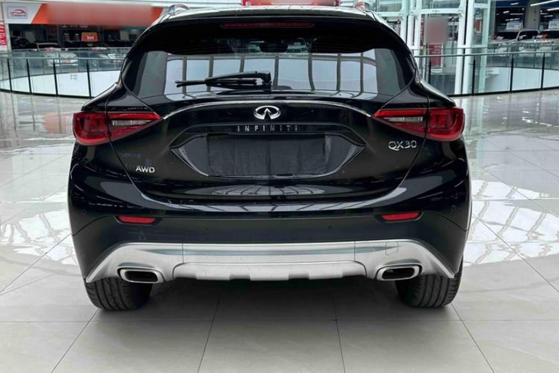 Used Infiniti QX30 2017 2.0T Four-Wheel Drive Fashion Edition Exterior 8