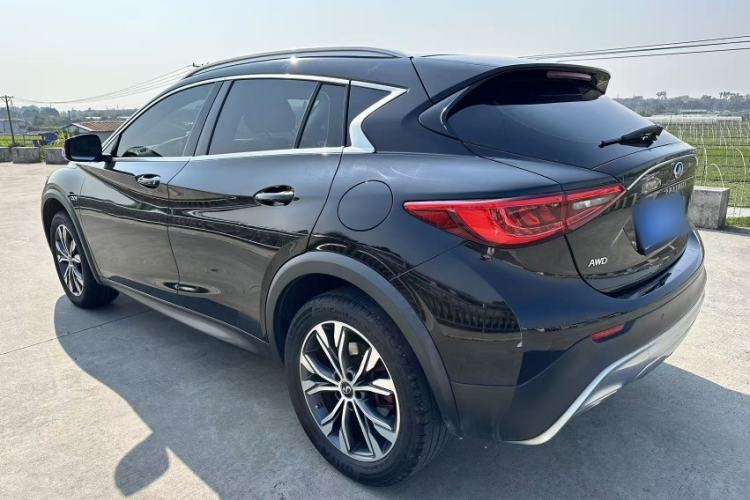 Used Infiniti QX30 2017 2.0T Four-Wheel Drive Sport Edition Exterior 8
