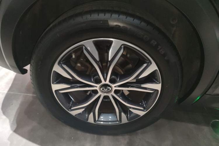 Used Infiniti QX30 2017 2.0T Four-Wheel Drive Sport Edition Exterior 8
