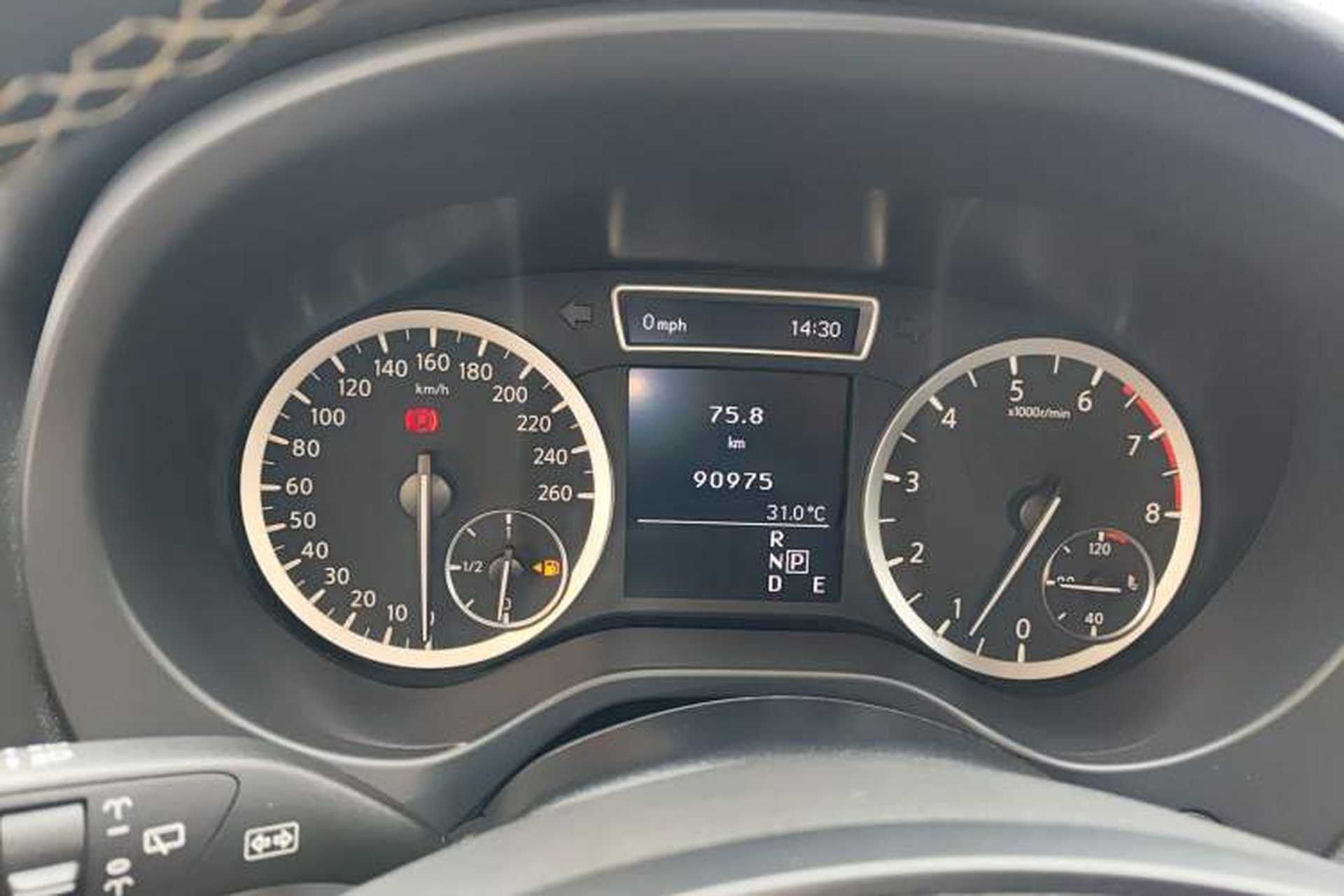 Used Infiniti QX30 2017 2.0T Four-Wheel Drive Fashion Edition Instrument Cluster
