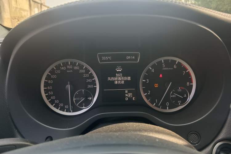 Used Infiniti QX30 2017 1.6T Two-Wheel-Drive Sport Edition Instrument Cluster