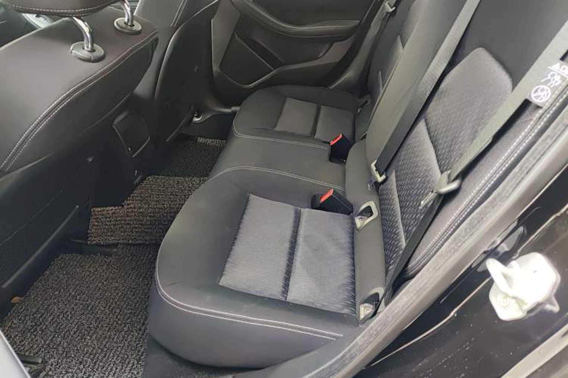 Used Infiniti QX30 2017 2.0T Four-Wheel Drive Fashion Edition Left Rear Seat
