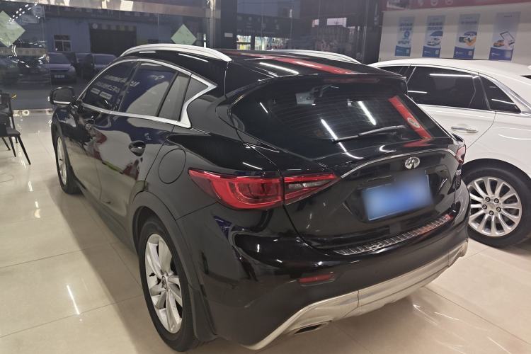 Used Infiniti QX30 2017 1.6T Two-Wheel Drive Fashion Edition Rear Left 45 Deg