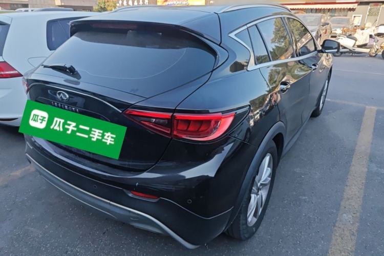Used Infiniti QX30 2017 1.6T Two-Wheel Drive Fashion Edition Rear Right 45 Deg