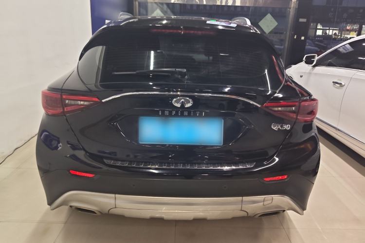 Used Infiniti QX30 2017 1.6T Two-Wheel Drive Fashion Edition Rear