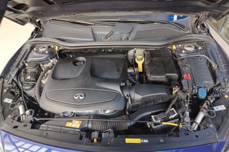 Used Infiniti QX30 2017 1.6T Two-Wheel Drive Fashion Edition Engine Bay