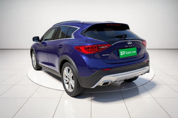 Used Infiniti QX30 2017 1.6T Two-Wheel Drive Fashion Edition Exterior 3