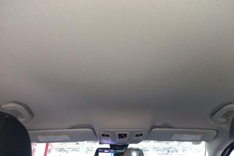 Used Infiniti QX30 2017 1.6T Two-Wheel Drive Fashion Edition Headliner