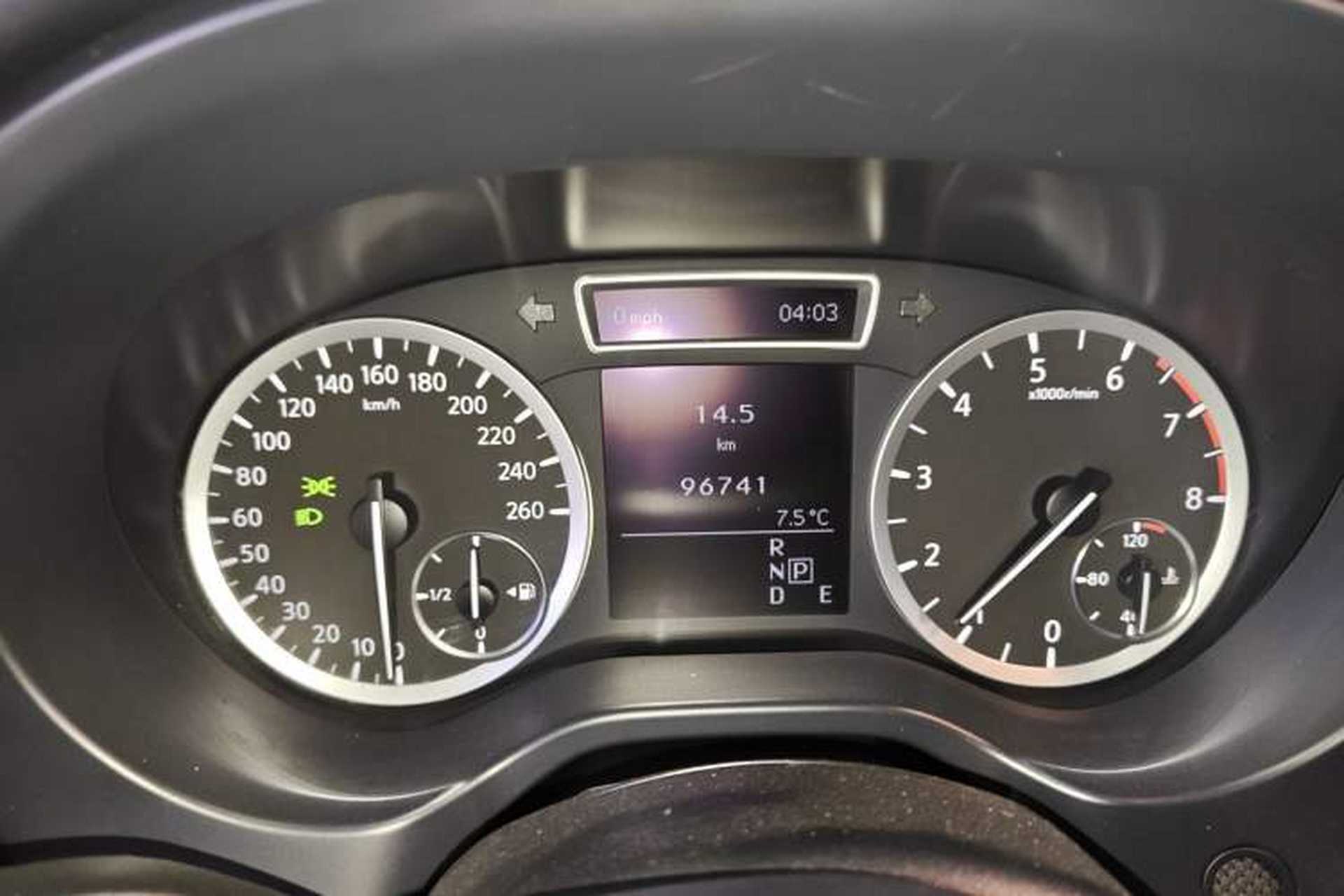Used Infiniti QX30 2017 1.6T Two-Wheel-Drive Sport Edition Instrument Cluster