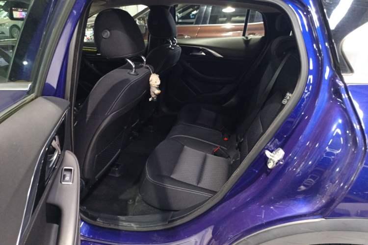 Used Infiniti QX30 2017 1.6T Two-Wheel Drive Fashion Edition Interior 4