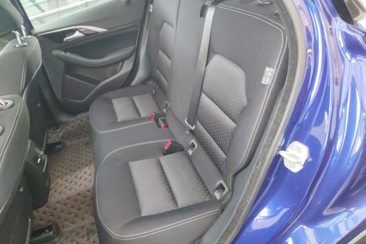 Used Infiniti QX30 2017 1.6T Two-Wheel-Drive Sport Edition Left Rear Seat