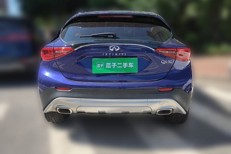 Used Infiniti QX30 2017 1.6T Two-Wheel Drive Fashion Edition Rear