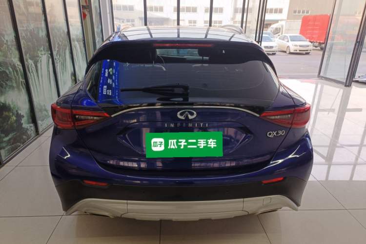 Used Infiniti QX30 2017 1.6T Two-Wheel Drive Fashion Edition Rear