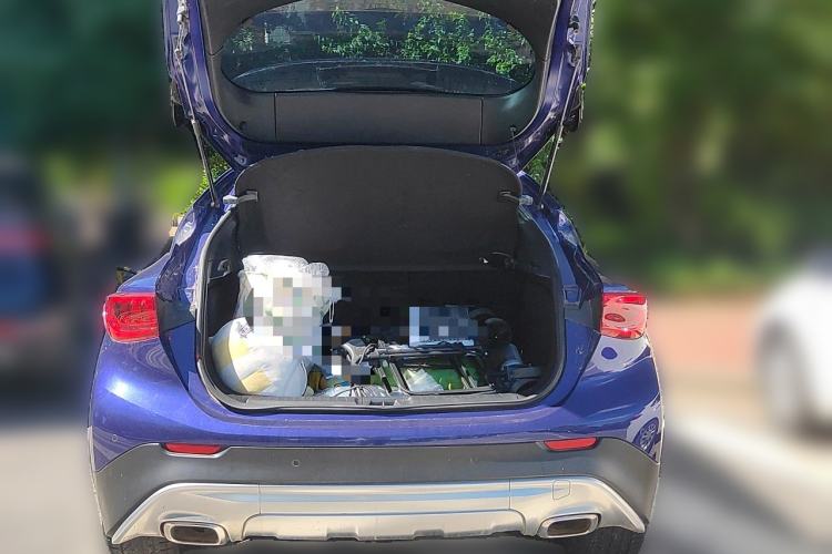 Used Infiniti QX30 2017 1.6T Two-Wheel Drive Fashion Edition Trunk