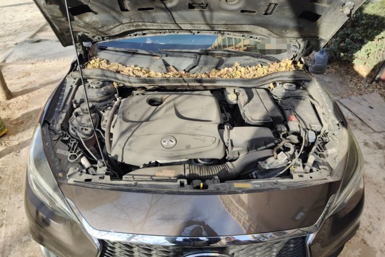Used Infiniti QX30 2017 1.6T Two-Wheel Drive Fashion Edition Engine Bay
