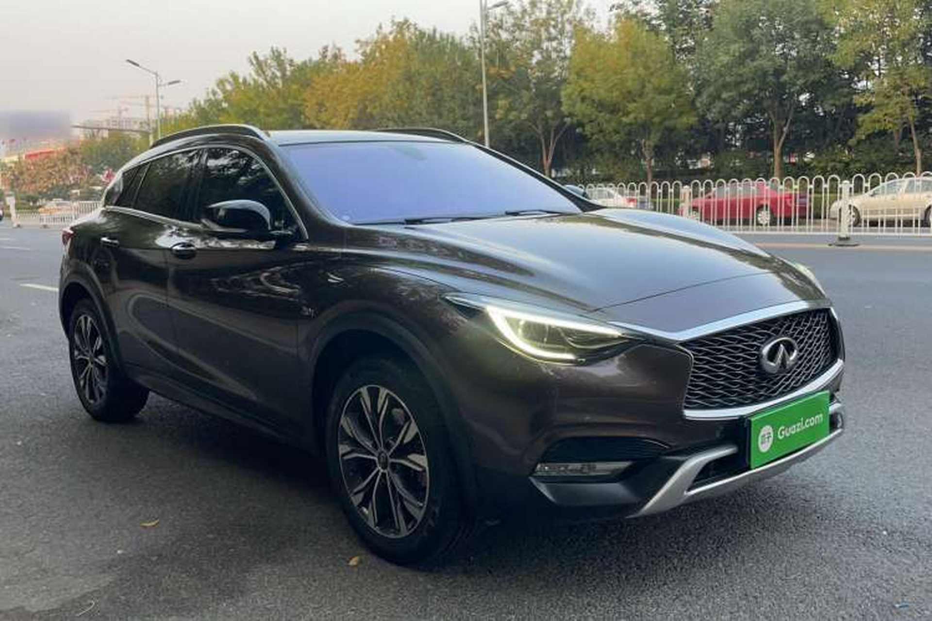 Used Infiniti QX30 2017 2.0T Four-Wheel Drive Sport Edition Exterior 1