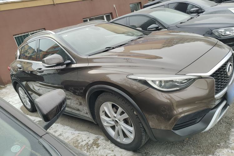 Used Infiniti QX30 2017 1.6T Two-Wheel Drive Fashion Edition Exterior 2
