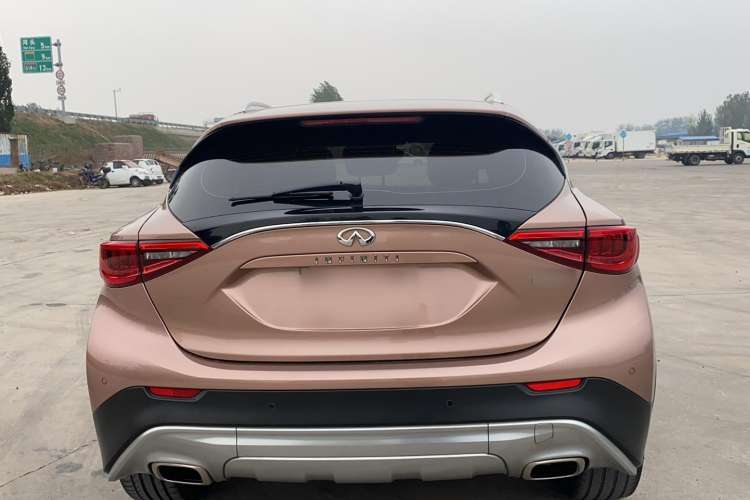 Used Infiniti QX30 2017 1.6T Two-Wheel Drive Fashion Edition Exterior 4