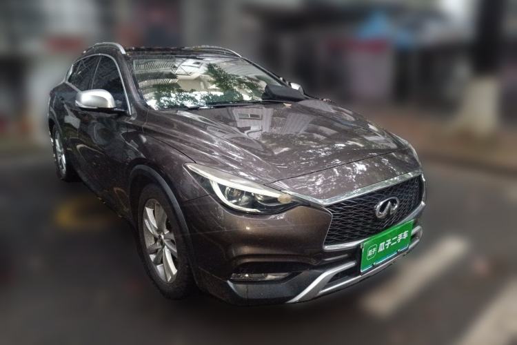 Used Infiniti QX30 2017 1.6T Two-Wheel-Drive Sport Edition Front Right 45 Deg
